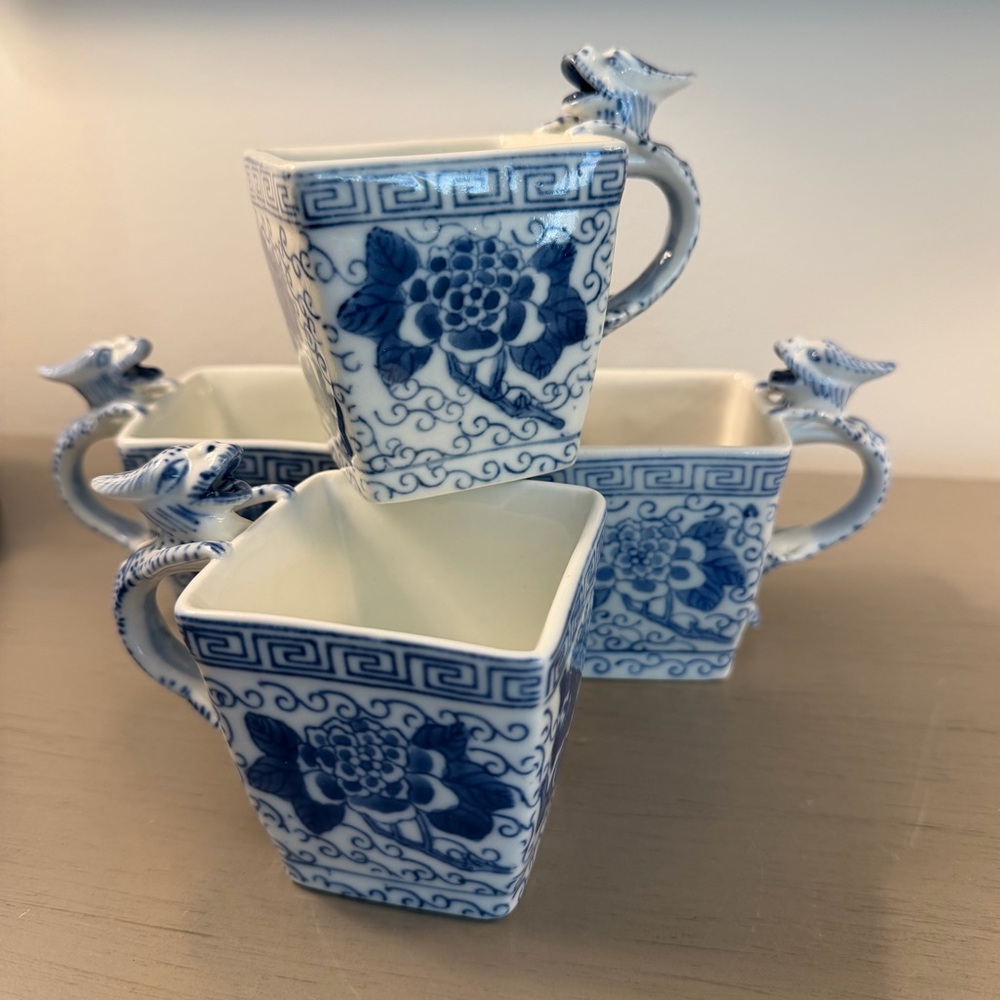 Chinese Tea Cups Set/4 Blue White Dragon Succulent Mahjong Dice Dish Chinoiserie